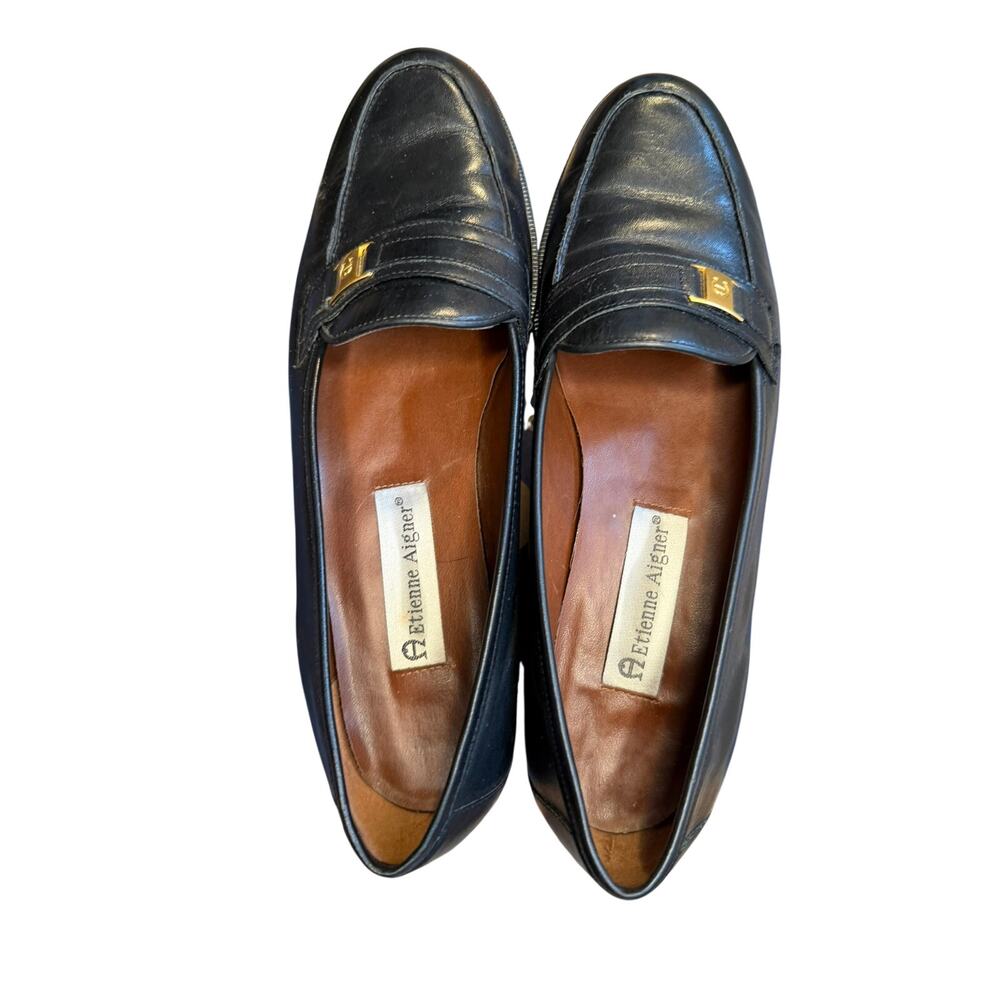 Etienne Aigner Camelot Black Leather Loafers | Size 7.5 M | Gold Logo Plaque - Picture 6 of 8